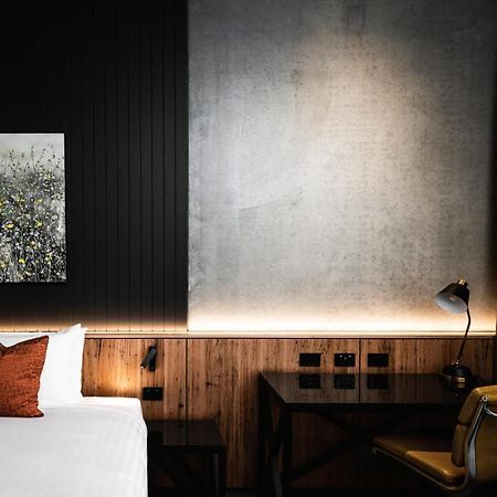 Hotel Verge ลอนเชสตัน ภายนอก รูปภาพ
