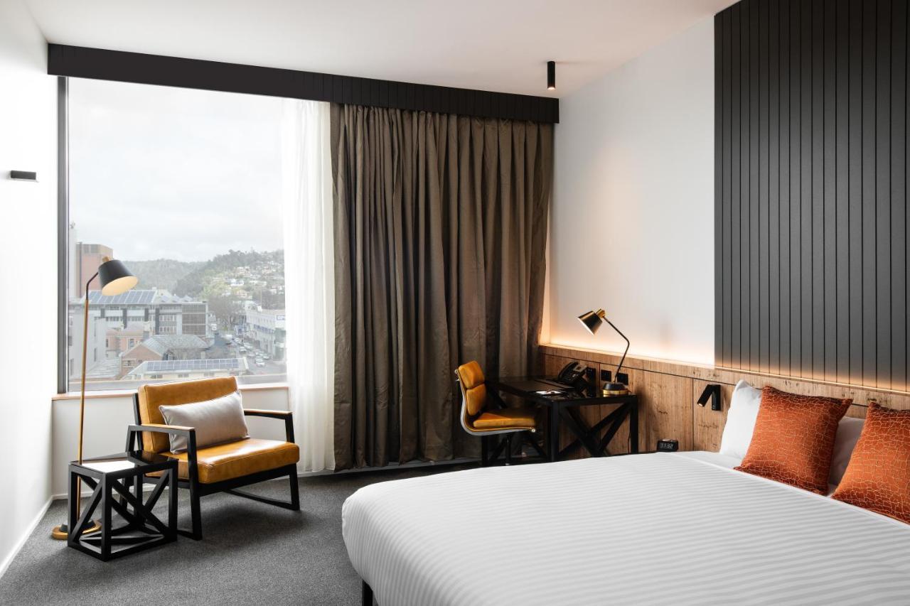 Hotel Verge ลอนเชสตัน ภายนอก รูปภาพ